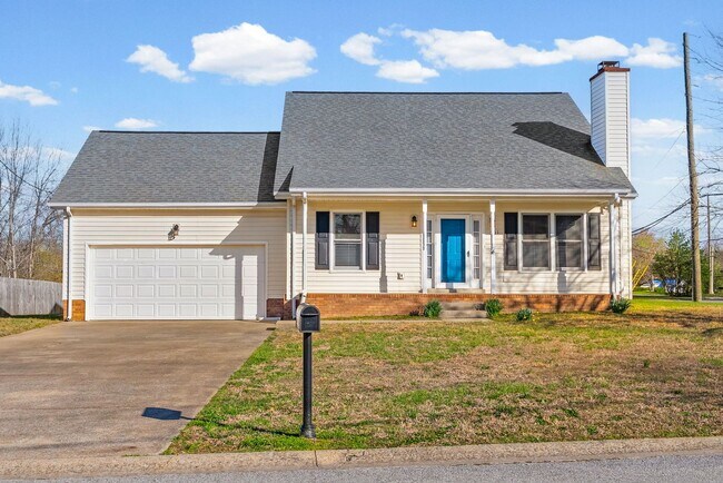 Building Photo - 501 Eysian Rd