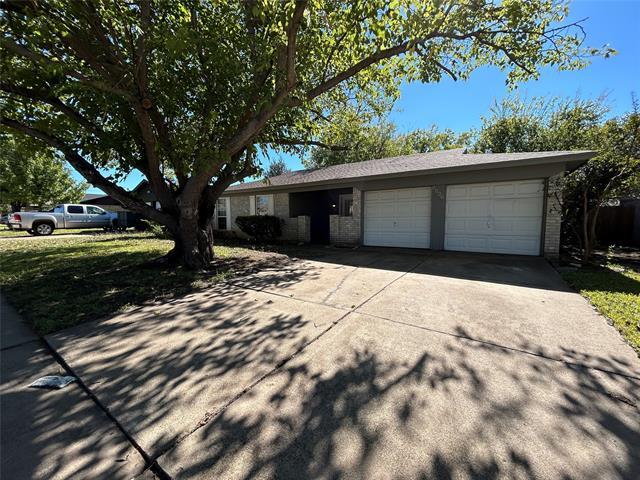 Building Photo - 6636 Betty Dr