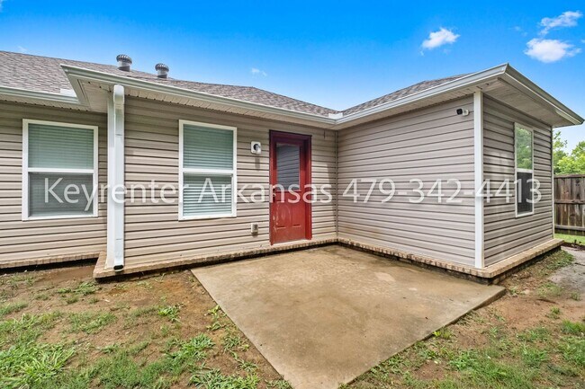 Building Photo - Beautiful 4-Bedroom Home in Fayetteville – Ideal for Comfortable Living!