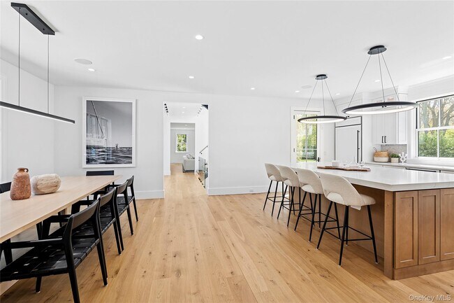 Building Photo - 510 Abrahams Path
