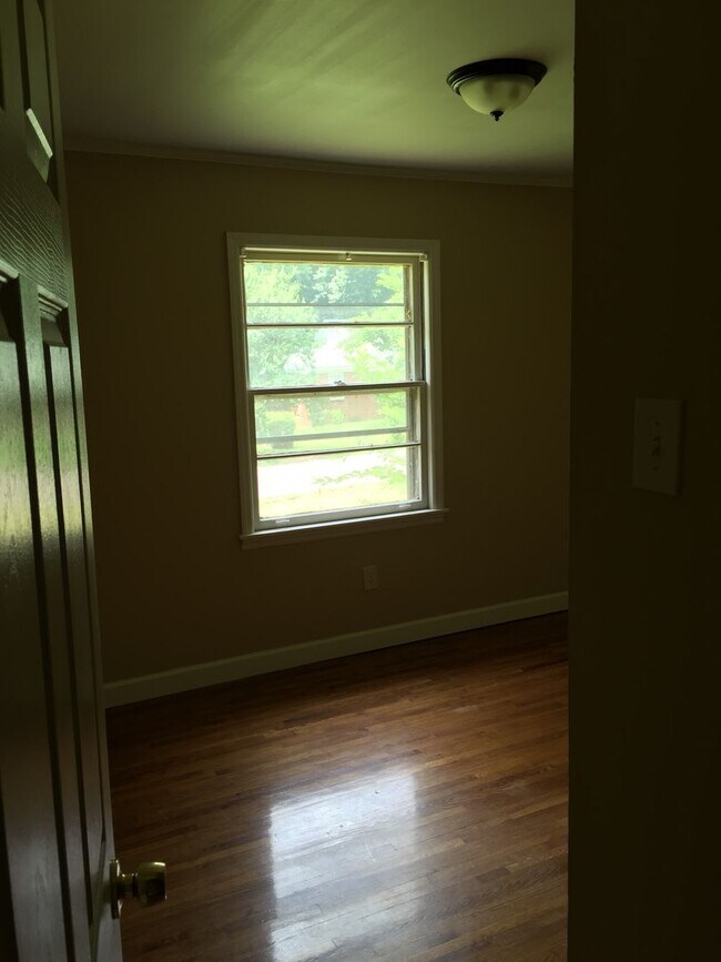 Building Photo - 2970 Chaucer Ln