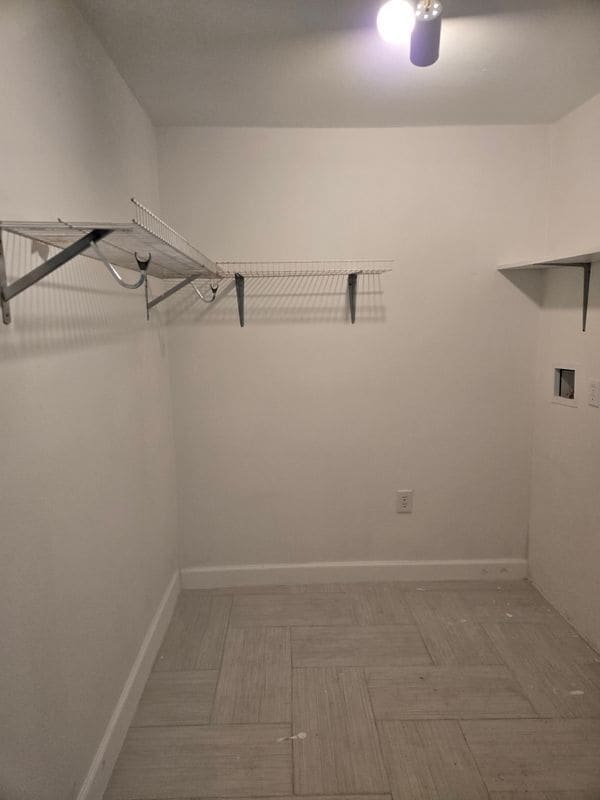 Building Photo - 808 W 27th Ave
