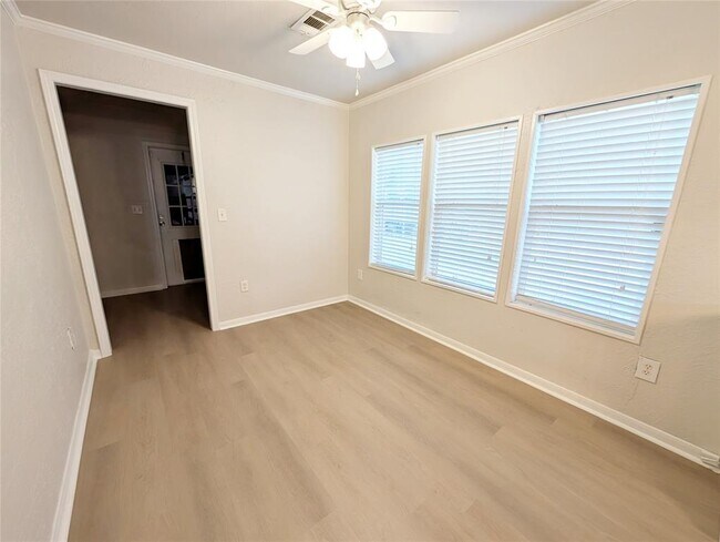 Building Photo - 12325 Spring Meadows Rd