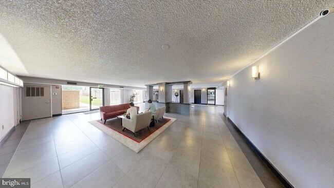 Building Photo - 200 N Pickett St