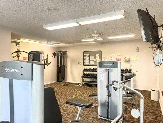 Building Photo - 2026 BEACH RENTAL- 2/2 Condo WITH PRIVATE ENTRY - BEACH PLACE - STEPS THE BEACH!!