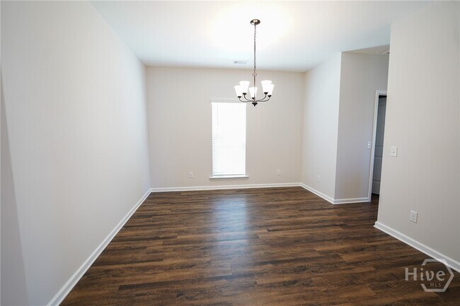 Building Photo - 105 Exmoor Circle