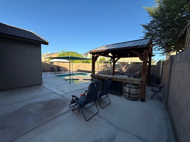 Building Photo - Furnished Home with Pool/Spa & Solar in Araby Crossing!