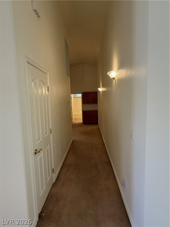 Building Photo - 5776 Badlands Ln