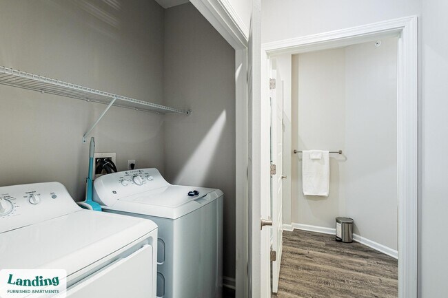 Building Photo - 1431 Dixie Hwy