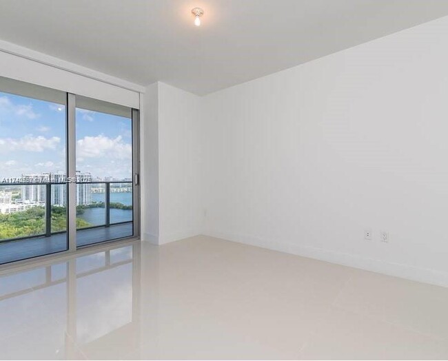 Building Photo - 16385 Biscayne Blvd