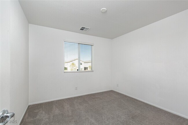 Building Photo - 5319 Wally St