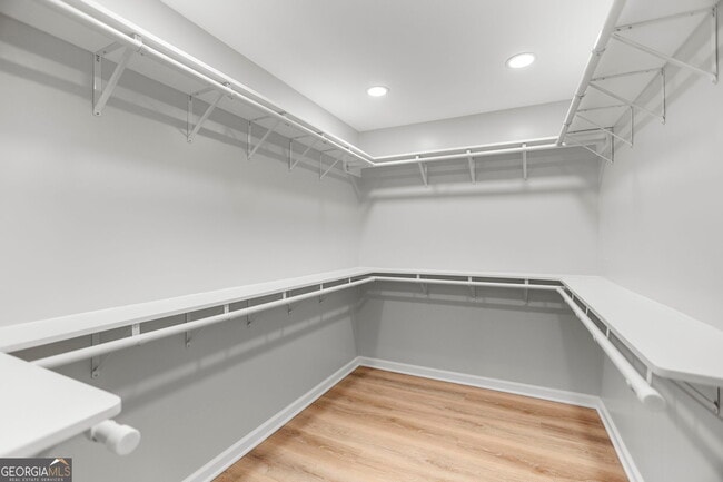 Building Photo - 335 Harris Rd