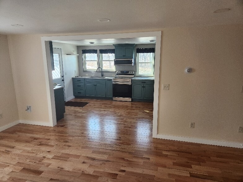 Building Photo - W5725 Ralph Rd