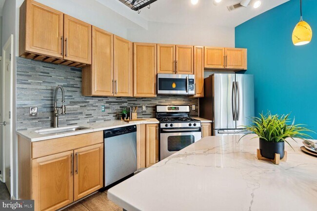 Building Photo - 1201 East-West Hwy