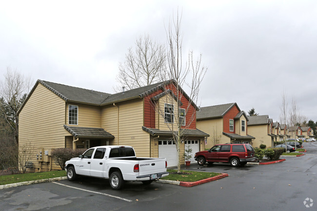 Primary Photo - Hathaway Court Apartments