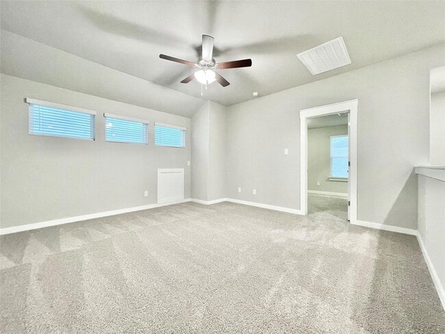 Building Photo - 2415 Lakey Cv