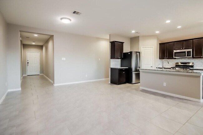 Building Photo - 3727 McDonough Way