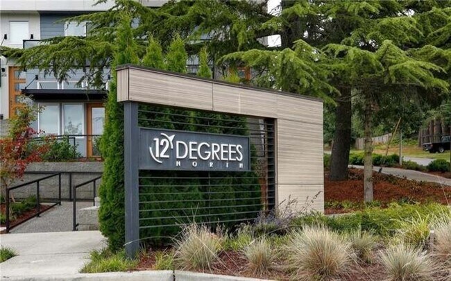 Building Photo - Modern 2-bed, 2-bath Townhome in Shoreline.