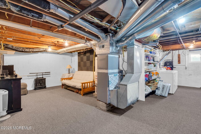 Building Photo - 242 Pennsylvania Ave