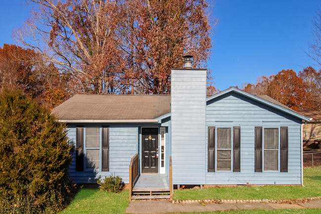 Primary Photo - Cozy Home in High Point, NC