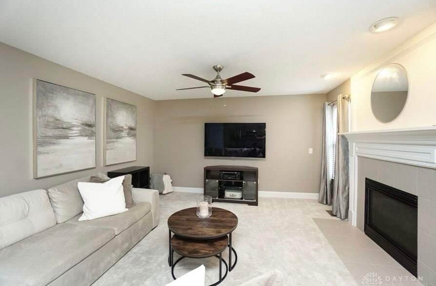 Building Photo - 5926 Deerfield Village Dr