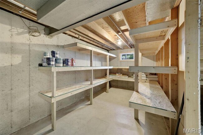 Building Photo - 1777 Williamsburg Dr