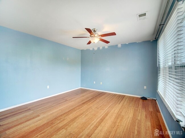 Building Photo - 558 Great Beds Ct