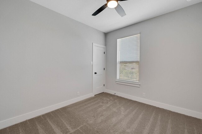 Building Photo - Beautiful Modern 4 Bedroom Townhome Close to Lackland! Sorento Floorplan