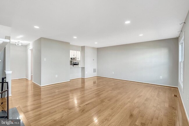 Building Photo - 8478 Battle Ct