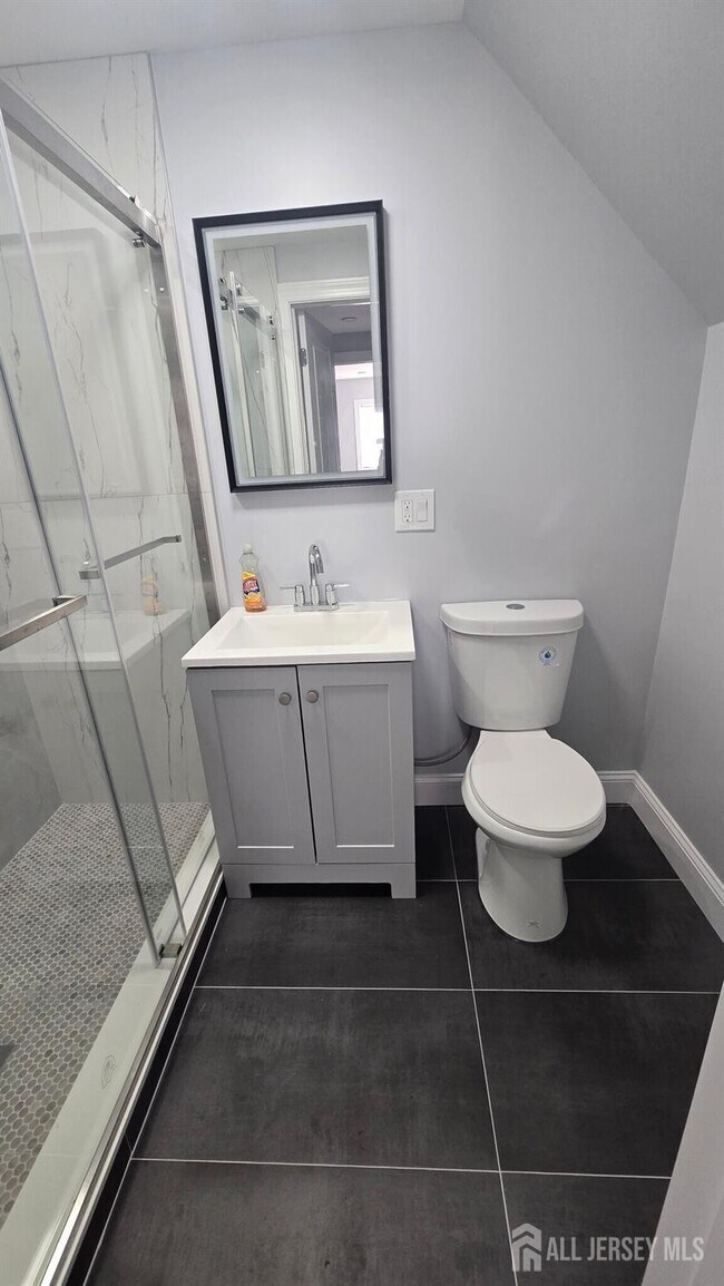 Building Photo - 272 Market St