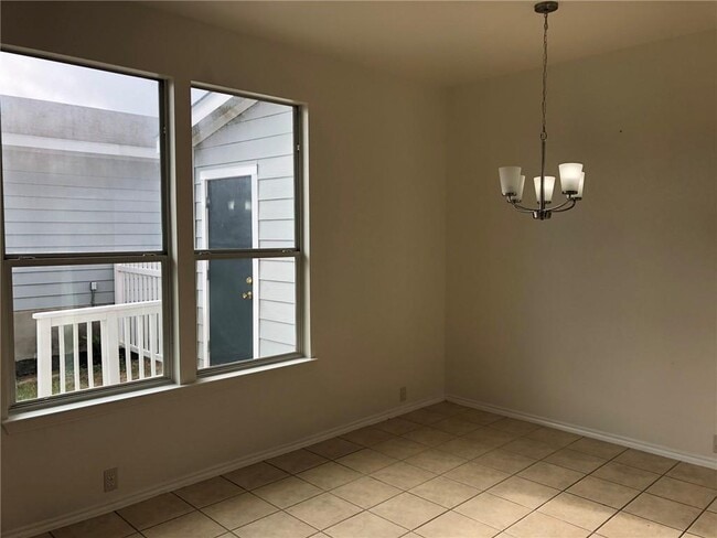 Building Photo - 165 Michaelis Rd