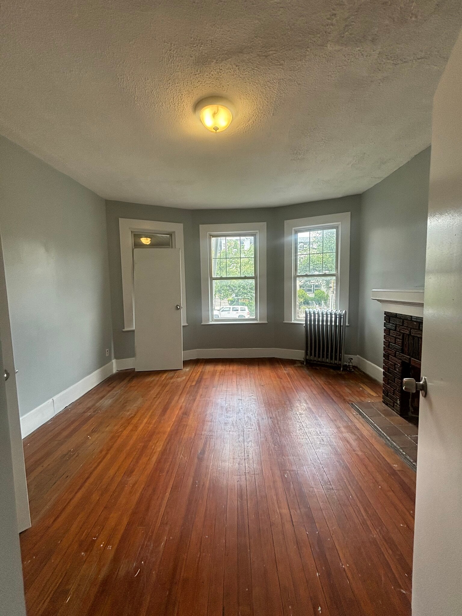Building Photo - 152 Shephard Ave