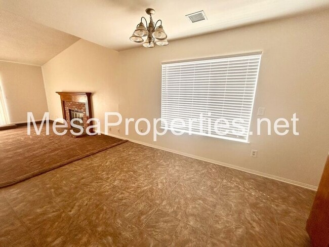 Building Photo - 16783 Hidden Creek Dr