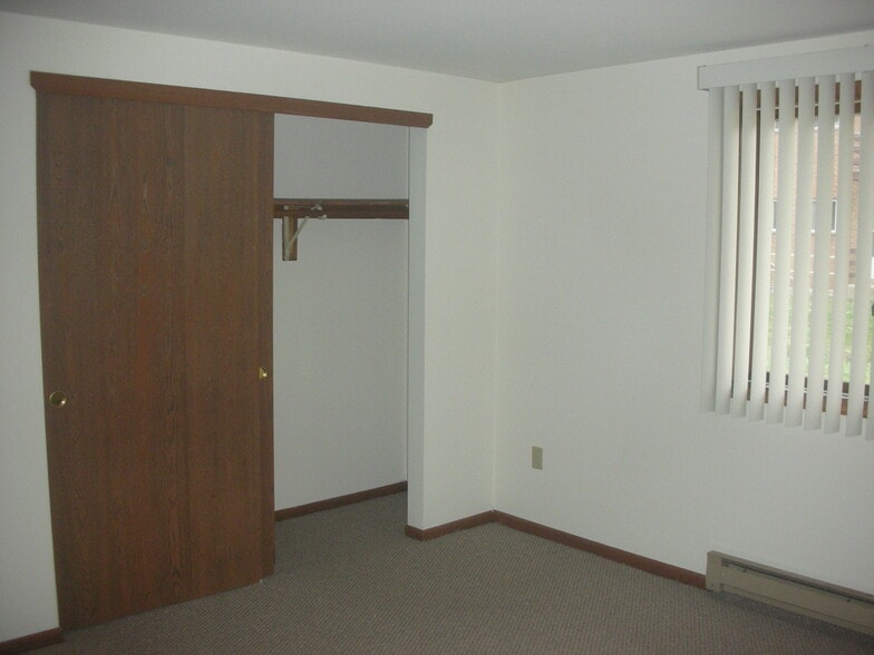 closet - 10700 W Grange Ave