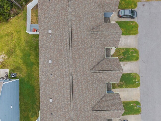 Building Photo - 211 N Stingray Ln