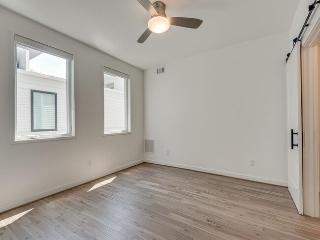 Building Photo - 520 Wabash Ave NE