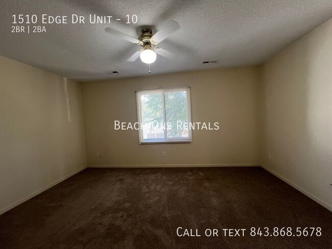 Building Photo - North Myrtle Beach - 2 Bd/1.5 Ba Townhome