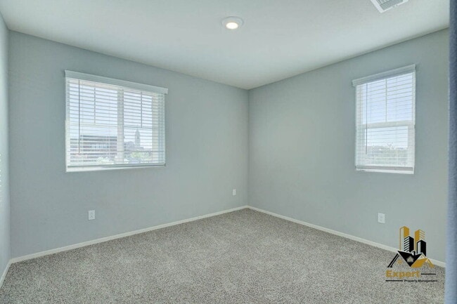 Building Photo - 6048 Emerald Park Ln