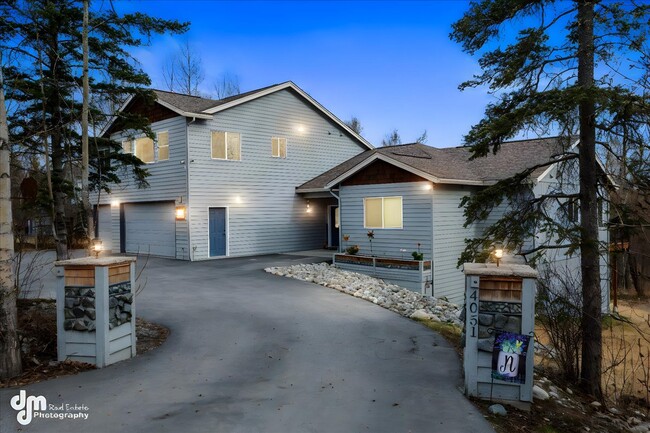 Primary Photo - 4051 E Birch View Dr