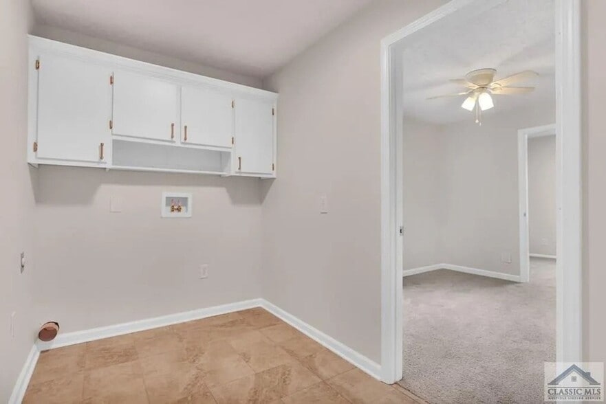 Building Photo - 155 Dwight Rd