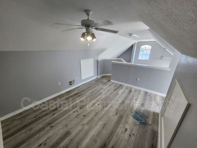 Building Photo - 9232 Lake Chase Island Way