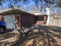 Building Photo - 1912 Alex