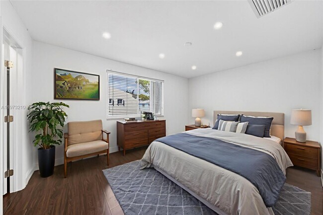 Building Photo - 10274 SW 222nd St