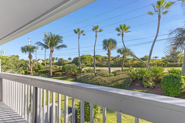 Building Photo - 4949 N Hwy A1A