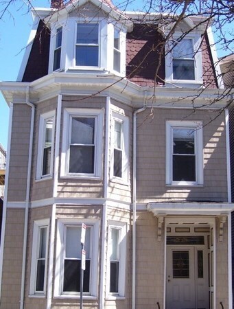 Building Photo - 156 I St