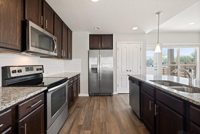 Building Photo - 719 Coconut Grove St