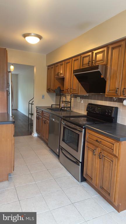 Building Photo - 342 Brigade Ct