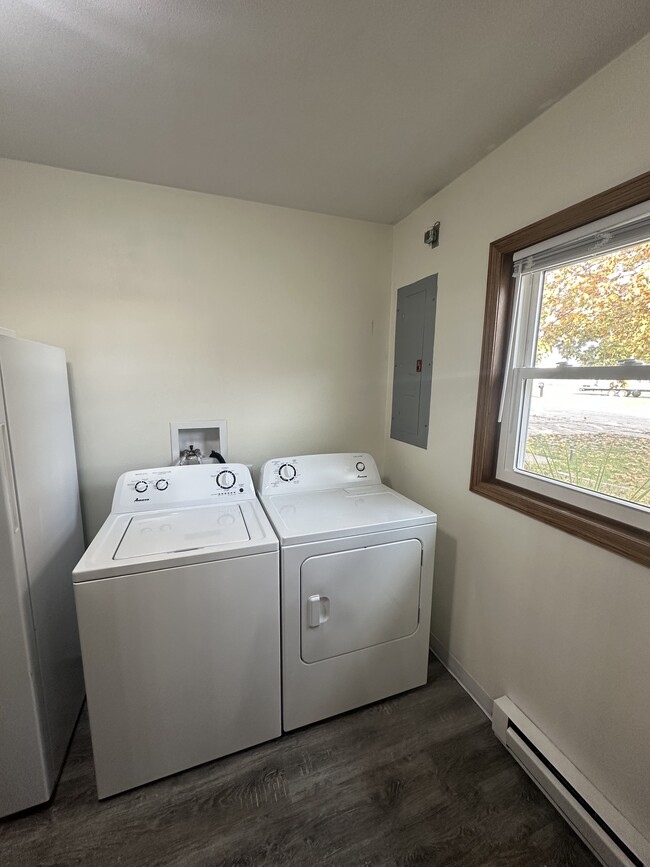 Building Photo - 1607 Buchanan St