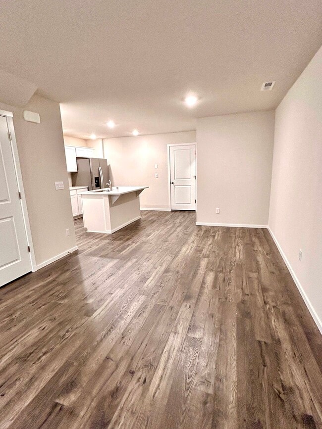 Building Photo - 10407 NE 119th Ave