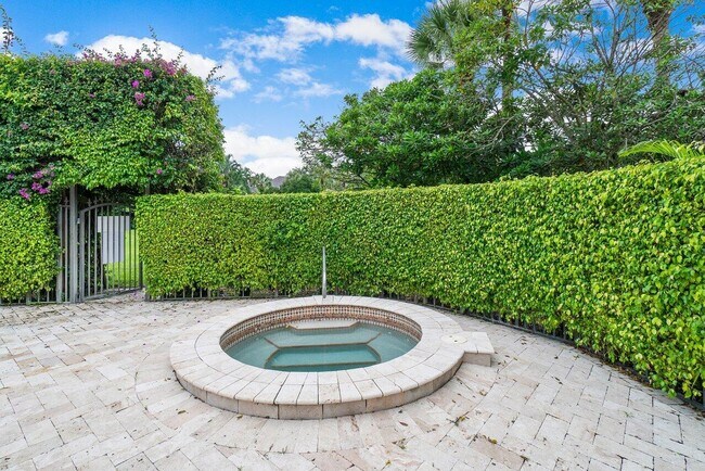 Building Photo - 13334 Polo Club Rd